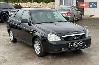 Хэтчбек ВАЗ 2172 Priora 2011 в 
