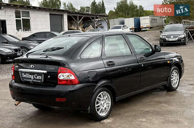 Хэтчбек ВАЗ 2172 Priora 2011 в 