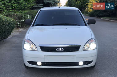 Хэтчбек ВАЗ 2172 Priora 2011 в 