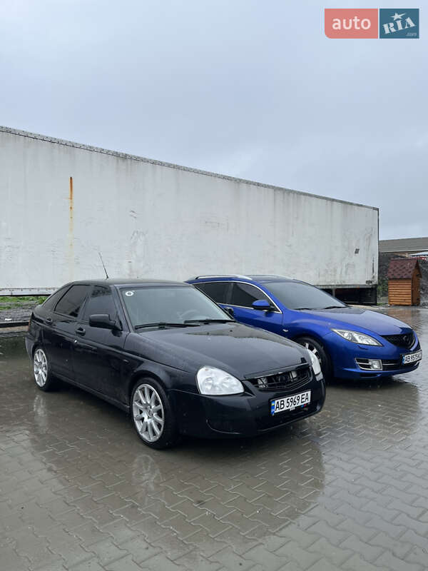 Хэтчбек ВАЗ 2172 Priora 2008 в 