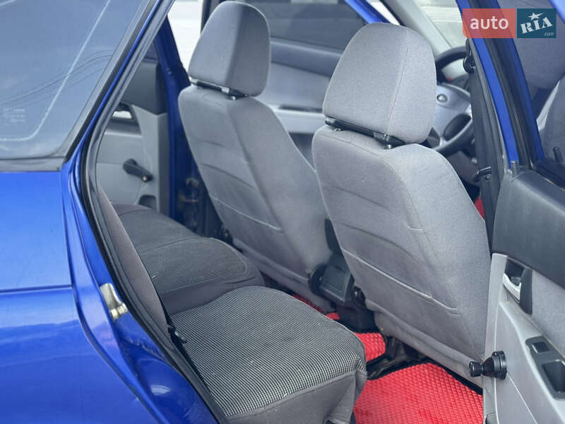 Хетчбек ВАЗ / Lada 2172 Priora 2010 в Хмельницькому