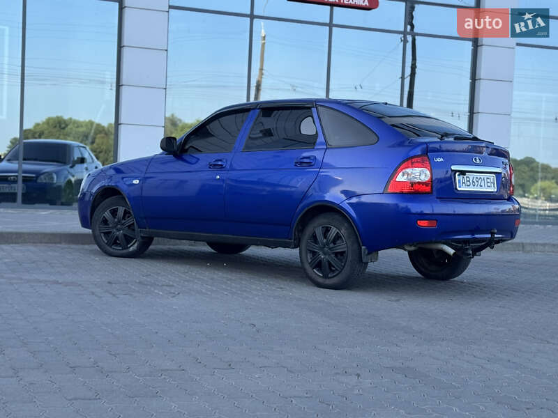 Хетчбек ВАЗ / Lada 2172 Priora 2010 в Хмельницькому