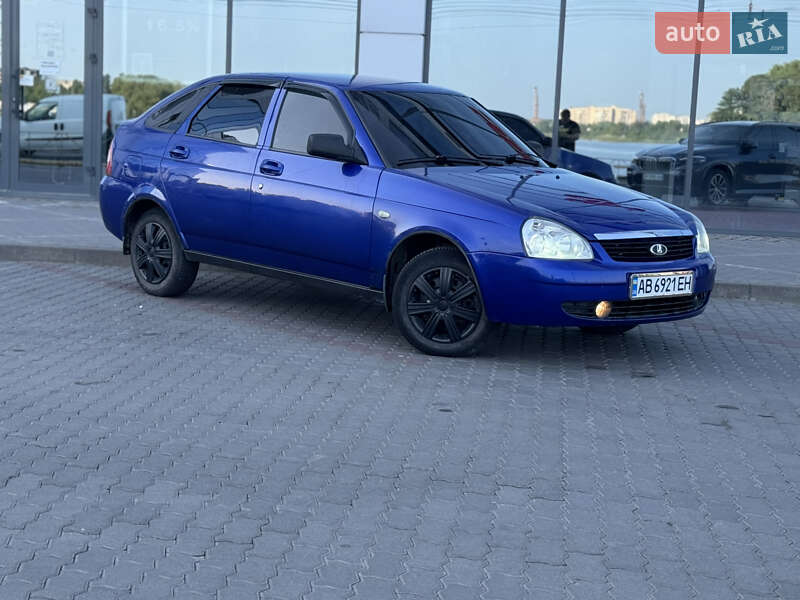 Хетчбек ВАЗ / Lada 2172 Priora 2010 в Хмельницькому