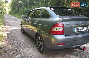 Хэтчбек ВАЗ 2172 Priora 2011 в 