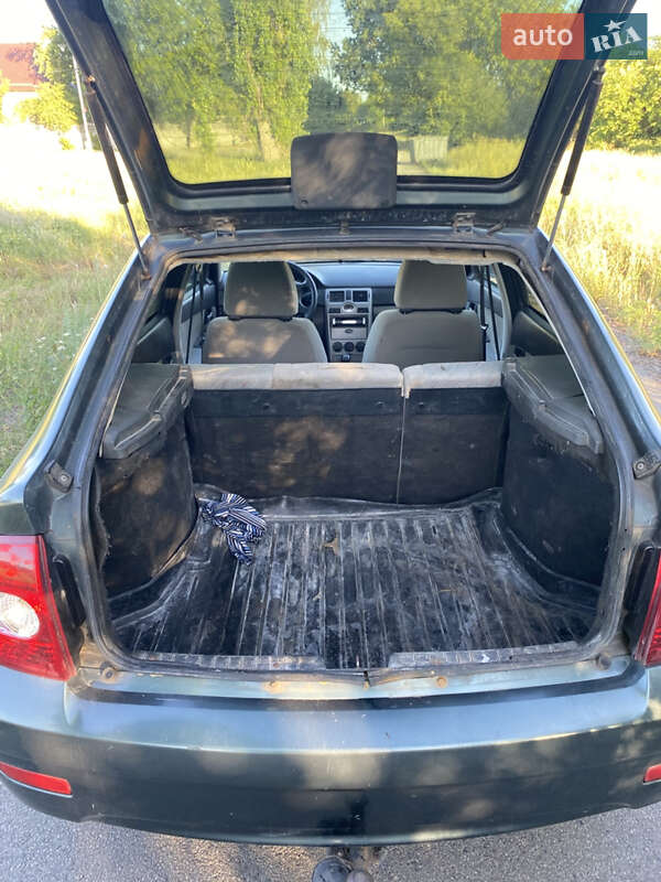 Хэтчбек ВАЗ / Lada 2172 Priora 2008 в Днепре