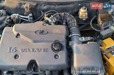 Хэтчбек ВАЗ 2172 Priora 2008 в 