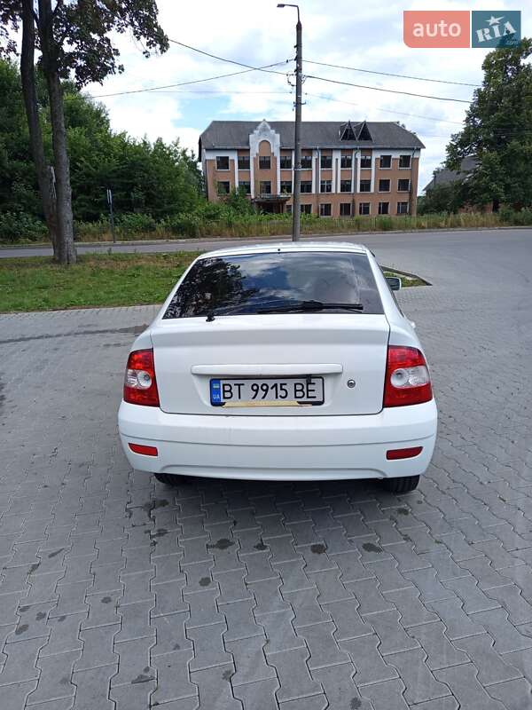 Хэтчбек ВАЗ / Lada 2172 Priora 2009 в Дрогобыче