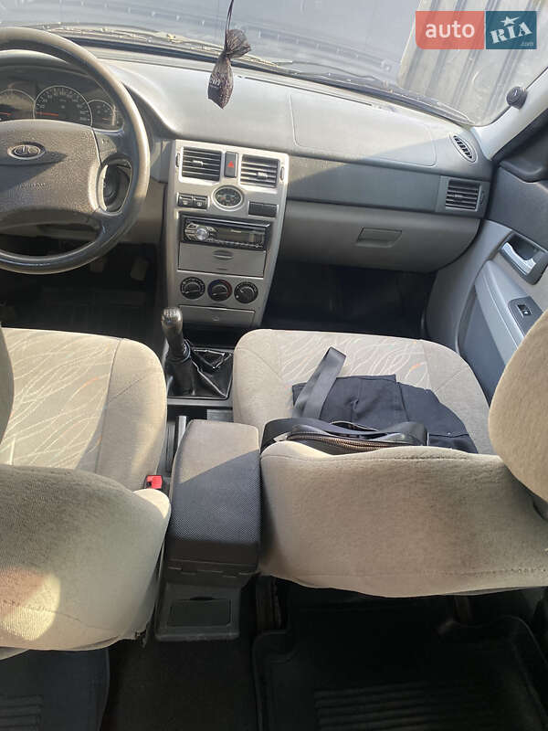 Хэтчбек ВАЗ / Lada 2172 Priora 2008 в Белой Церкви
