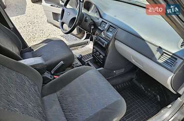 Хэтчбек ВАЗ 2172 Priora 2008 в 