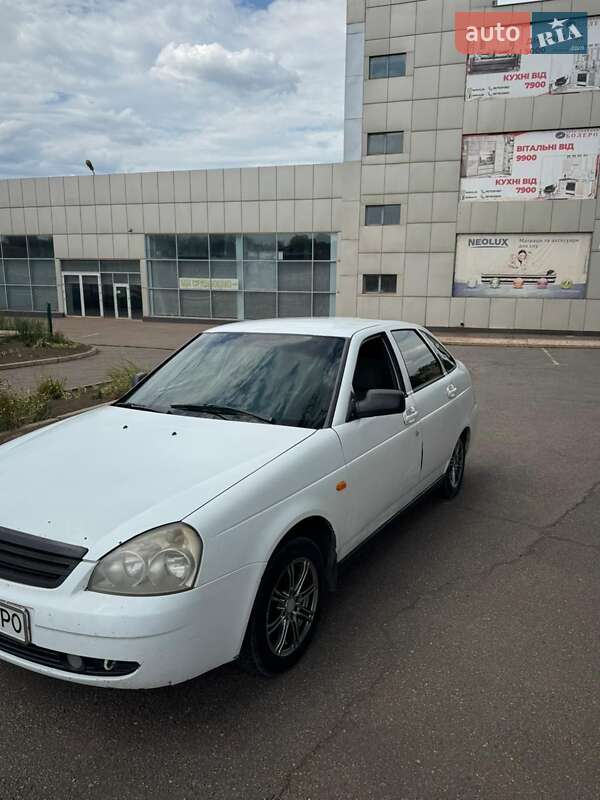 Хэтчбек ВАЗ / Lada 2172 Priora 2008 в Кривом Роге
