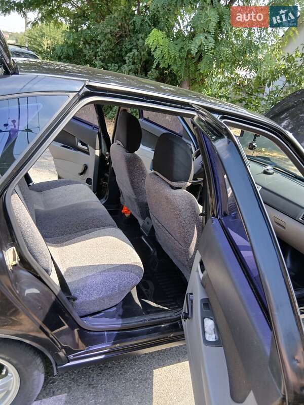 Хэтчбек ВАЗ / Lada 2172 Priora 2008 в Николаеве
