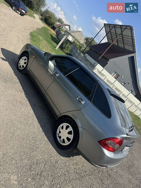 Хэтчбек ВАЗ / Lada 2172 Priora 2008 в Синельниково фото 5 Хэтчбек ВАЗ / Lada 2172 Priora 2008 в Синельниково