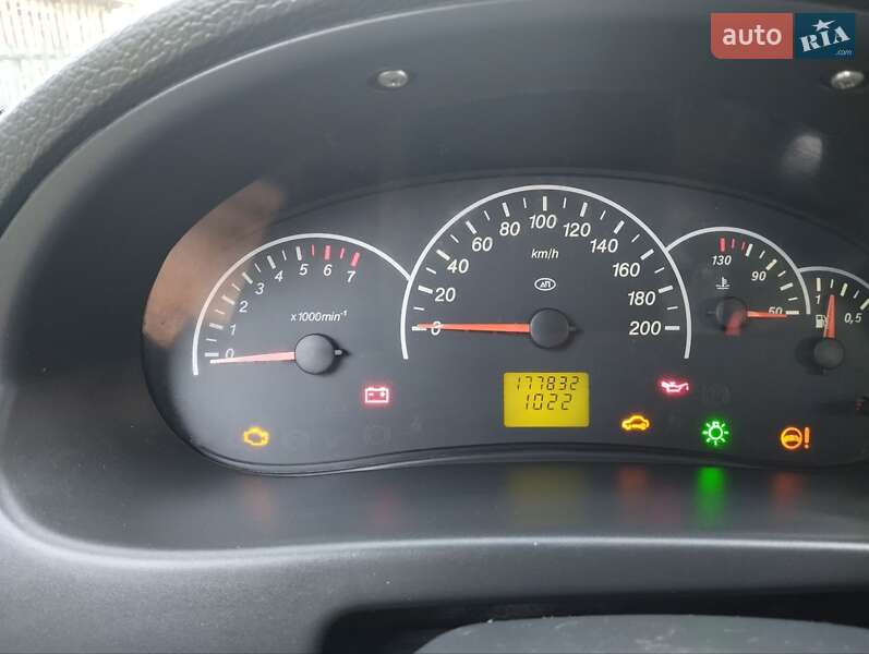 Хэтчбек ВАЗ / Lada 2172 Priora 2011 в Литине