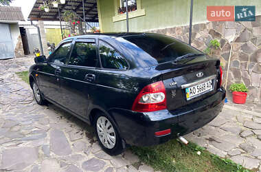 Хэтчбек ВАЗ 2172 Priora 2008 в 