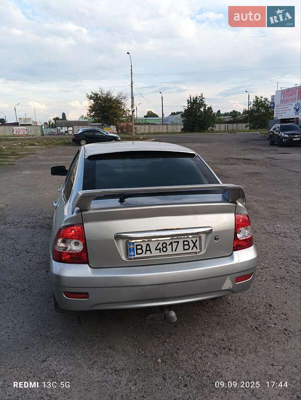 Хэтчбек ВАЗ / Lada 2172 Priora 2008 в Черкассах