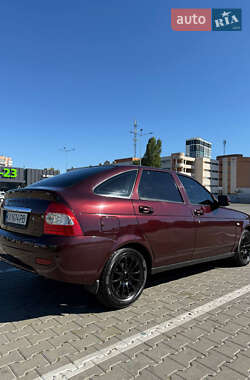 Хэтчбек ВАЗ 2172 Priora 2012 в 