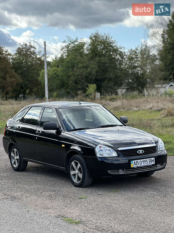 Хэтчбек ВАЗ 2172 Priora 2012 в 