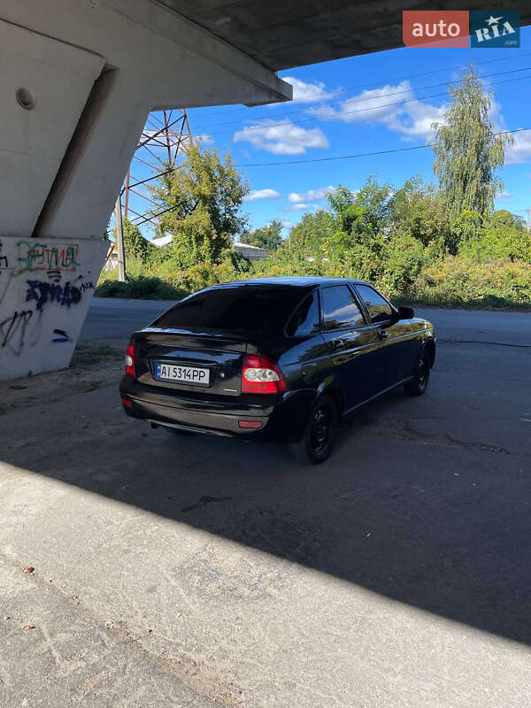 Хэтчбек ВАЗ / Lada 2172 Priora 2008 в Киеве