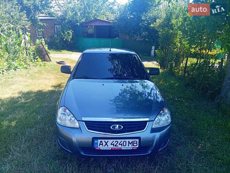 ВАЗ / Lada 2172 Priora 2013