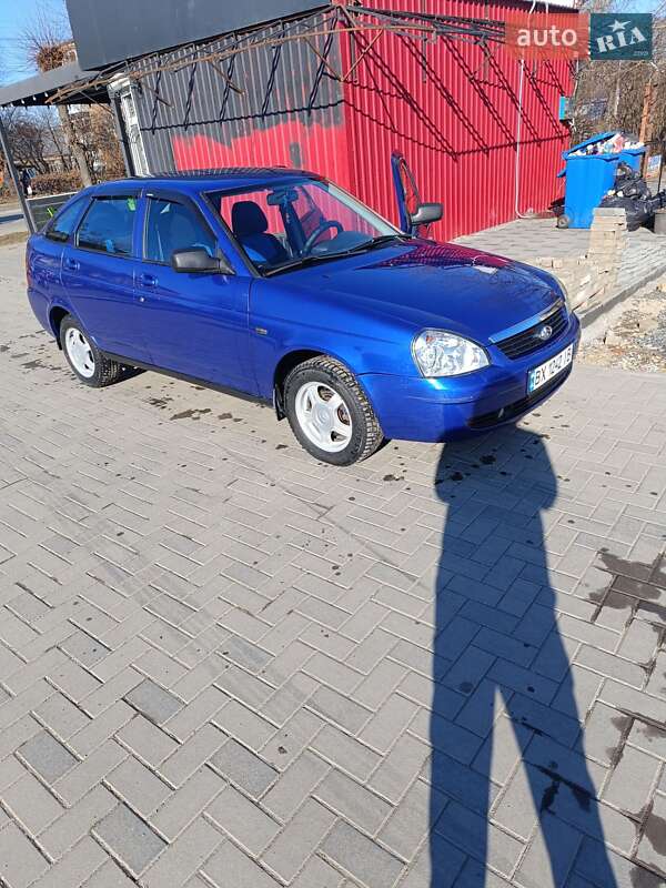 Хэтчбек ВАЗ / Lada 2172 Priora 2010 в Хмельницком