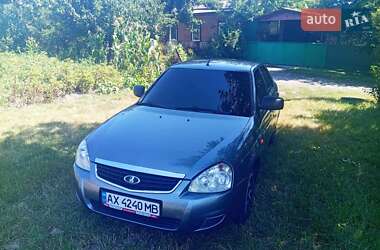 Хетчбек ВАЗ 2172 Priora 2013 в 