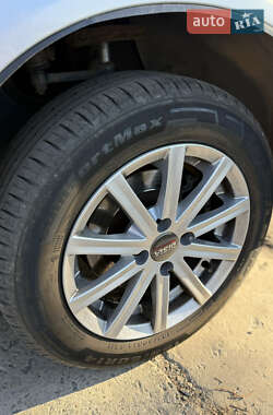Хэтчбек ВАЗ 2172 Priora 2013 в 