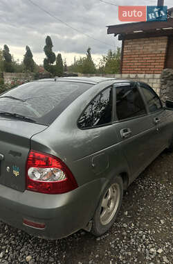 Хэтчбек ВАЗ 2172 Priora 2011 в 