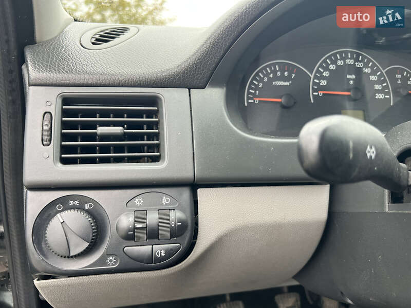 Хэтчбек ВАЗ / Lada 2172 Priora 2008 в Здолбунове фото 34 Хэтчбек ВАЗ / Lada 2172 Priora 2008 в Здолбунове