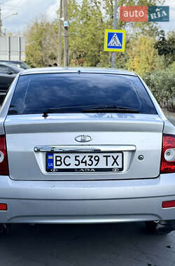 Хетчбек ВАЗ 2172 Priora 2008 в 