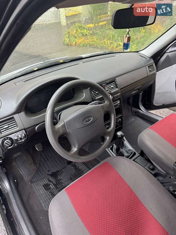 Хетчбек ВАЗ / Lada 2172 Priora 2008 в Тернополі фото 24 Хетчбек ВАЗ / Lada 2172 Priora 2008 в Тернополі