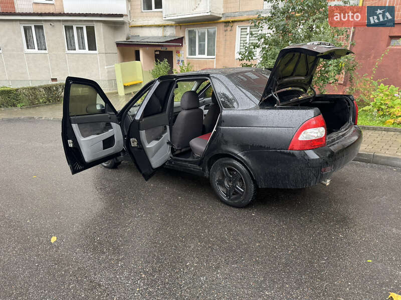 Хетчбек ВАЗ / Lada 2172 Priora 2008 в Тернополі фото 18 Хетчбек ВАЗ / Lada 2172 Priora 2008 в Тернополі