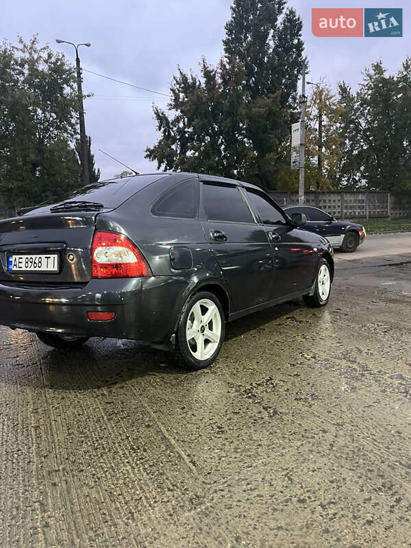 Хетчбек ВАЗ / Lada 2172 Priora 2008 в Києві фото 3 Хетчбек ВАЗ / Lada 2172 Priora 2008 в Києві