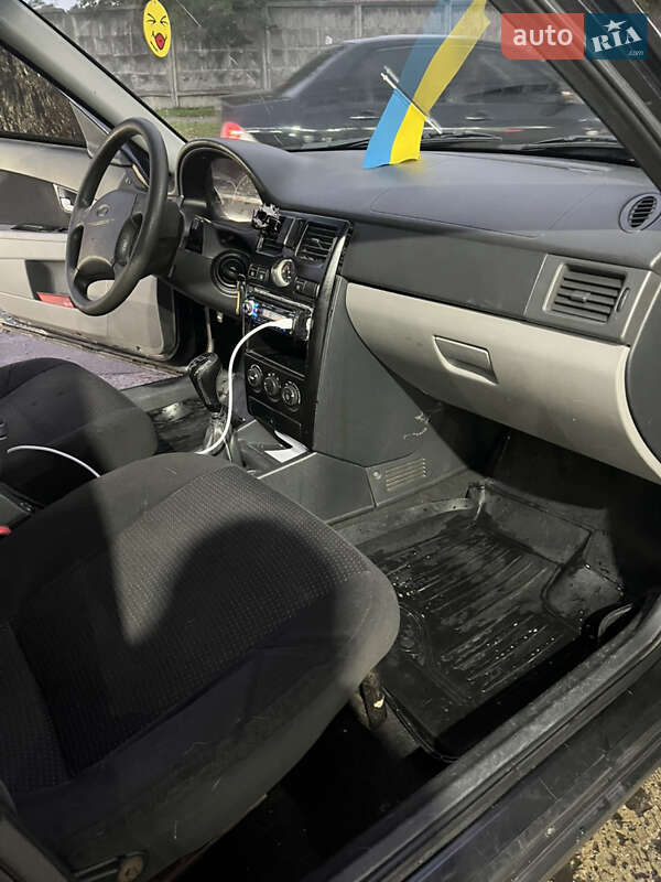 Хетчбек ВАЗ / Lada 2172 Priora 2008 в Києві фото 20 Хетчбек ВАЗ / Lada 2172 Priora 2008 в Києві