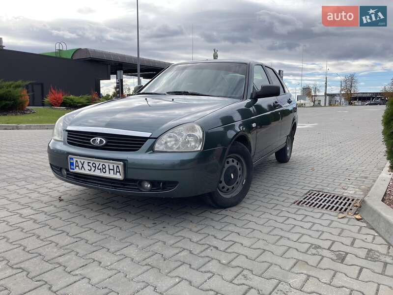 Хэтчбек ВАЗ / Lada 2172 Priora 2011 в Тернополе фото 5 Хэтчбек ВАЗ / Lada 2172 Priora 2011 в Тернополе