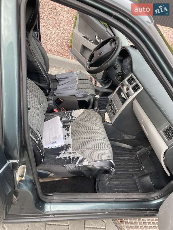 Хэтчбек ВАЗ / Lada 2172 Priora 2011 в Тернополе фото 3 Хэтчбек ВАЗ / Lada 2172 Priora 2011 в Тернополе