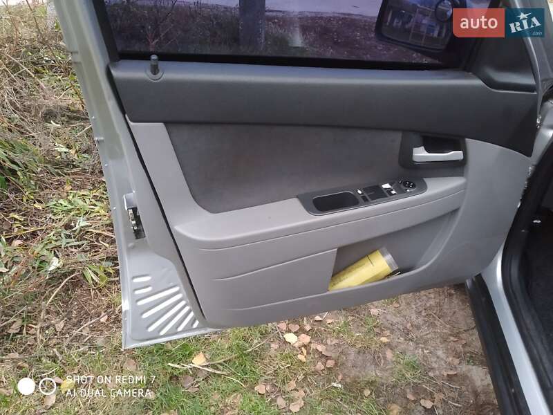 Хэтчбек ВАЗ / Lada 2172 Priora 2008 в Прилуках фото 3 Хэтчбек ВАЗ / Lada 2172 Priora 2008 в Прилуках