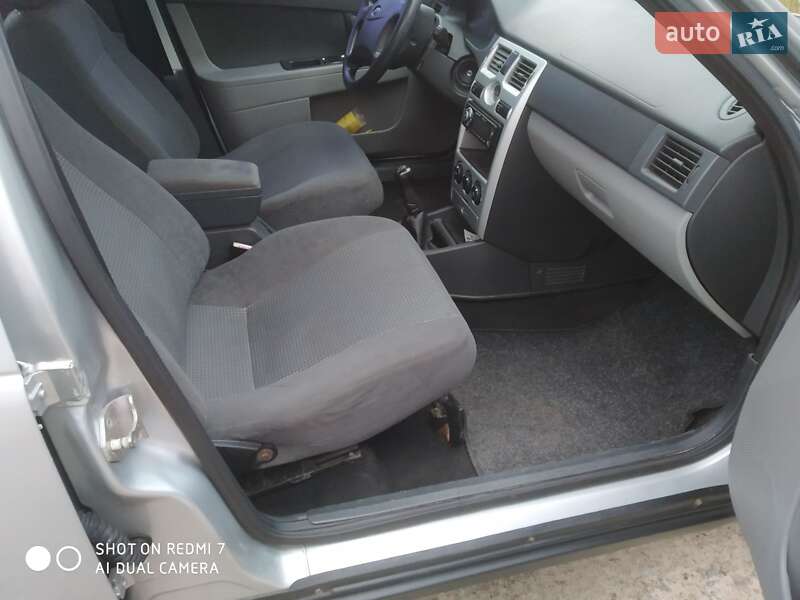 Хэтчбек ВАЗ / Lada 2172 Priora 2008 в Прилуках фото 13 Хэтчбек ВАЗ / Lada 2172 Priora 2008 в Прилуках