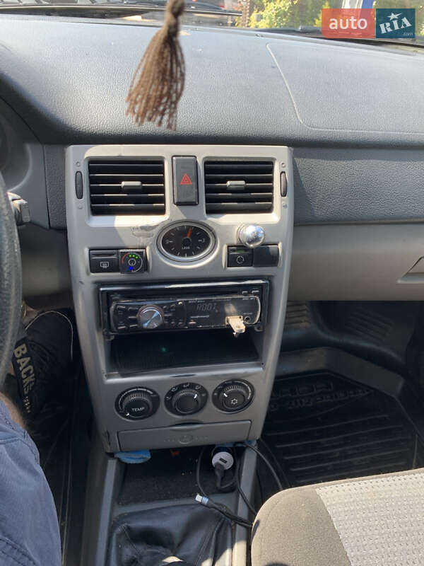 Хетчбек ВАЗ / Lada 2172 Priora 2010 в Тернополі