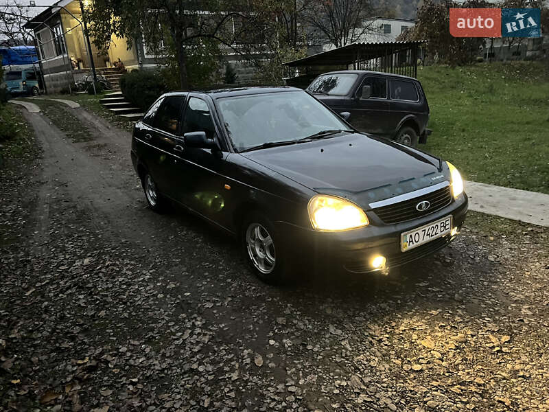 Хетчбек ВАЗ / Lada 2172 Priora 2008 в Біловарці
