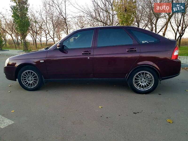 Хетчбек ВАЗ / Lada 2172 Priora 2013 в Миколаєві