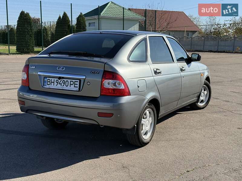 Хетчбек ВАЗ / Lada 2172 Priora 2008 в Маяках фото 4 Хетчбек ВАЗ / Lada 2172 Priora 2008 в Маяках