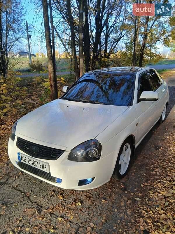 Хэтчбек ВАЗ / Lada 2172 Priora 2013 в Днепре фото 15 Хэтчбек ВАЗ / Lada 2172 Priora 2013 в Днепре