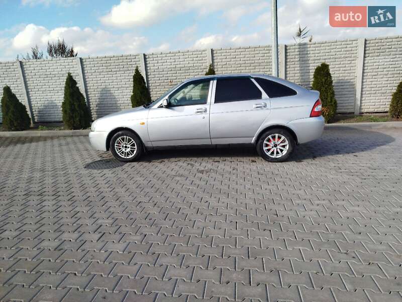 Хэтчбек ВАЗ / Lada 2172 Priora 2009 в Днепре