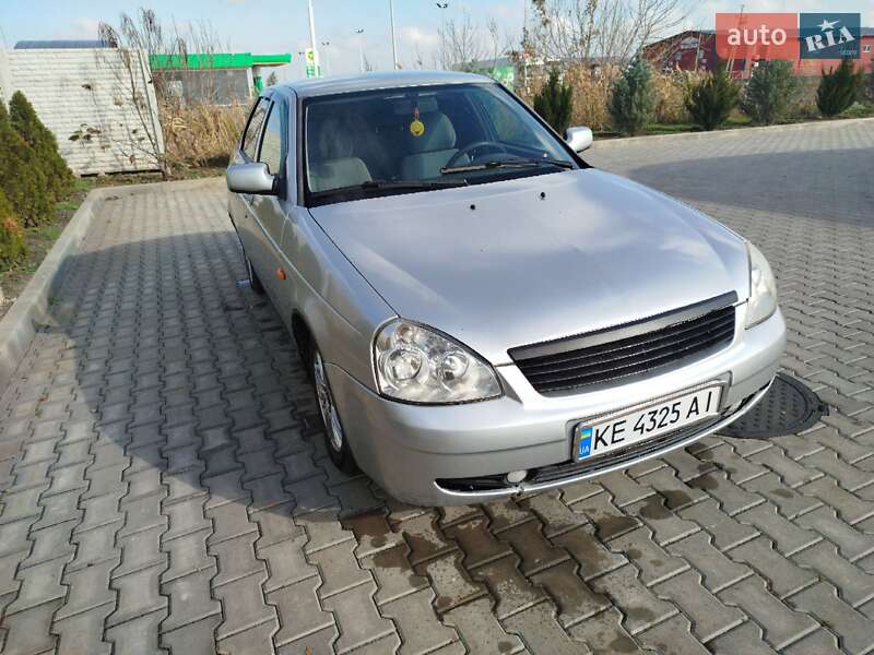 ВАЗ / Lada 2172 Priora 2009 ВАЗ / Lada 2172 Priora 2009