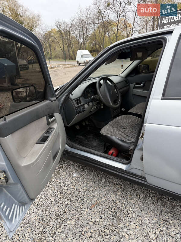 Хетчбек ВАЗ / Lada 2172 Priora 2009 в Смілі фото 8 Хетчбек ВАЗ / Lada 2172 Priora 2009 в Смілі
