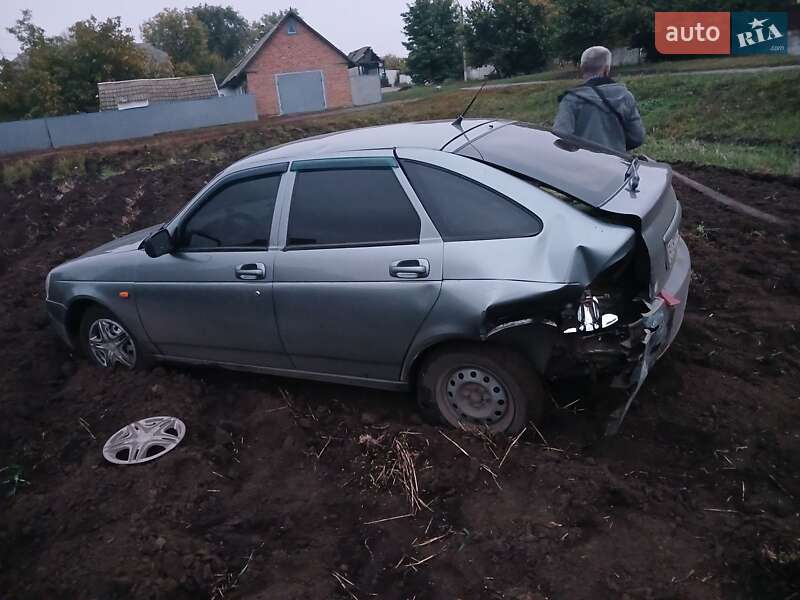 Хетчбек ВАЗ / Lada 2172 Priora 2008 в Лохвиці фото Хетчбек ВАЗ / Lada 2172 Priora 2008 в Лохвиці
