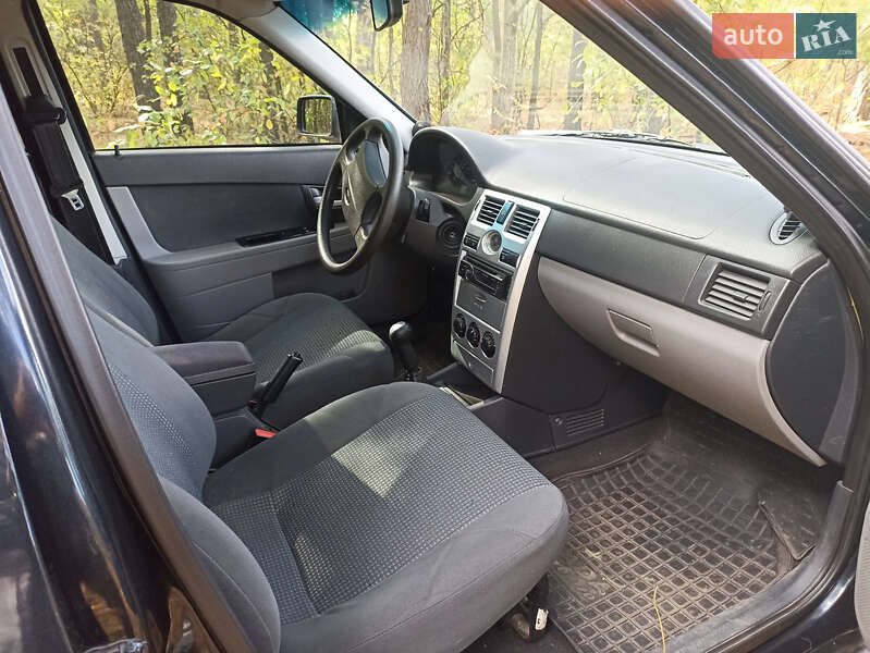 Хетчбек ВАЗ / Lada 2172 Priora 2008 в Сумах фото 8 Хетчбек ВАЗ / Lada 2172 Priora 2008 в Сумах