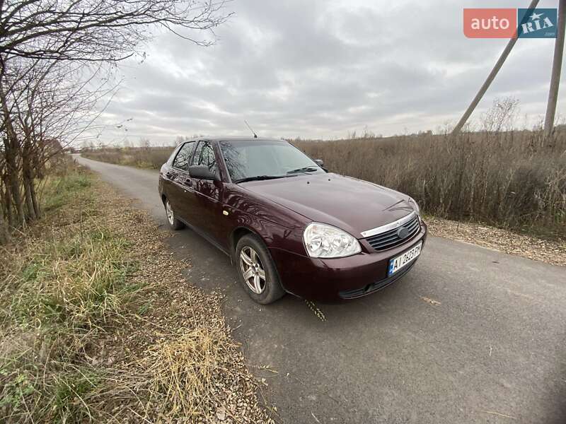 Хэтчбек ВАЗ / Lada 2172 Priora 2011 в Василькове