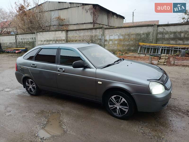 Хетчбек ВАЗ / Lada 2172 Priora 2011 в Харкові