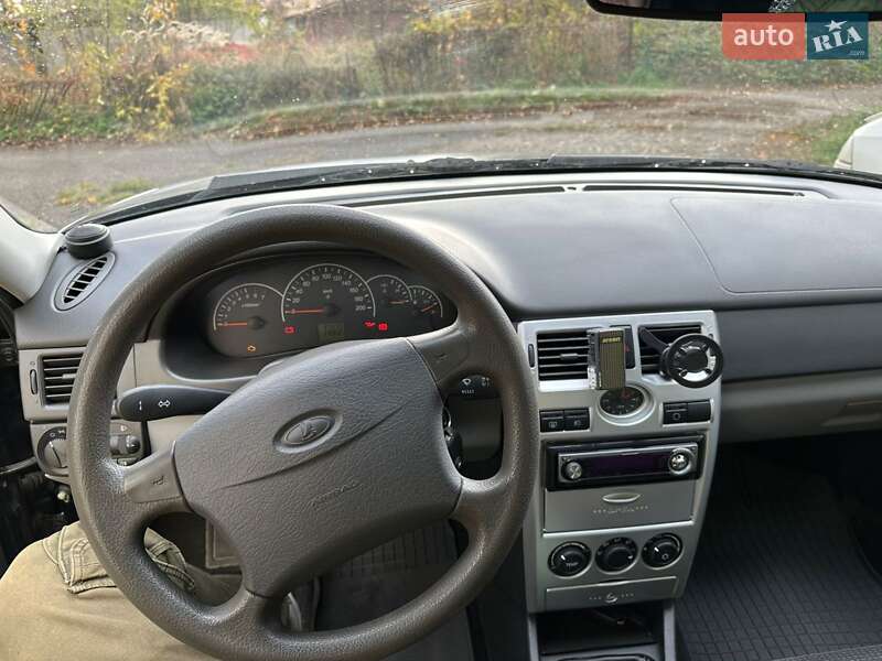 Хетчбек ВАЗ / Lada 2172 Priora 2008 в Коломиї